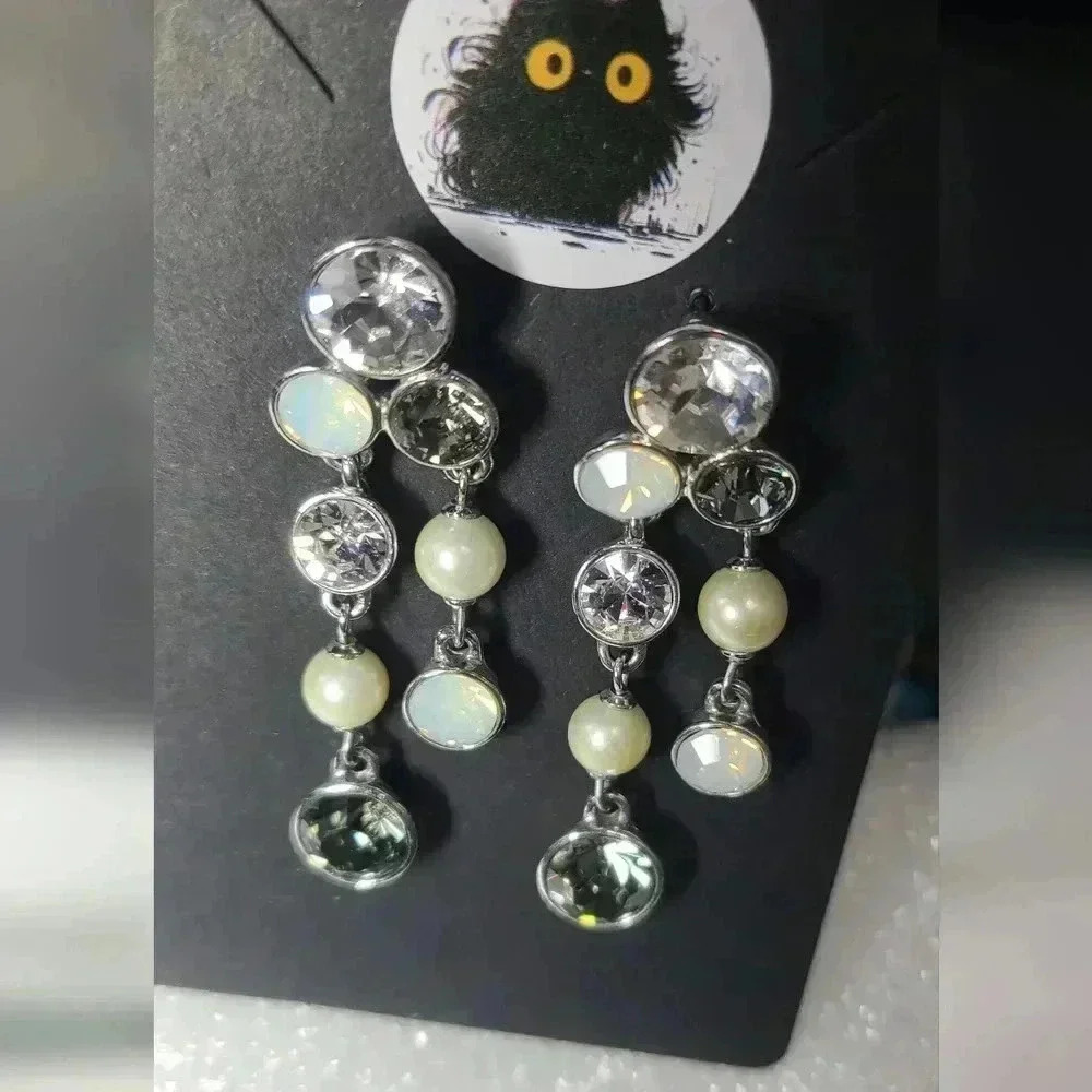 Givenchy crystal fuax opal pearl drop earrings slivertone stud earrings - Picture 16 of 16